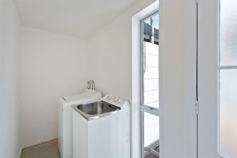 Photo of property in 1/8b Meadow Street, Papanui, Christchurch, 8052