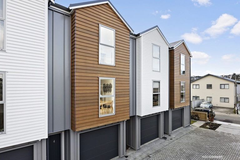 Photo of property in 3/3 Rotoiti Street, Johnsonville, Wellington, 6037