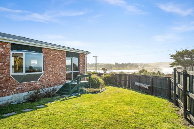 Photo of property in 17 Harbour Terrace, Kakanui, Oamaru, 9495