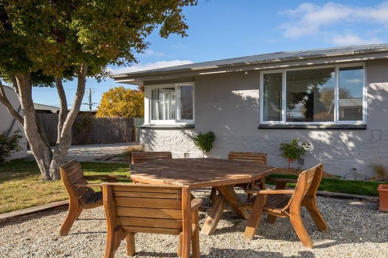 Photo of property in 2 Campbell Street, Alexandra, 9320