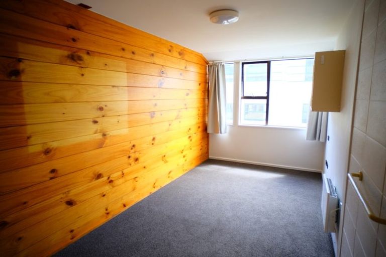 Photo of property in Te Awhina Apartments, 9/22 Sussex Street, Mount Cook, Wellington, 6021