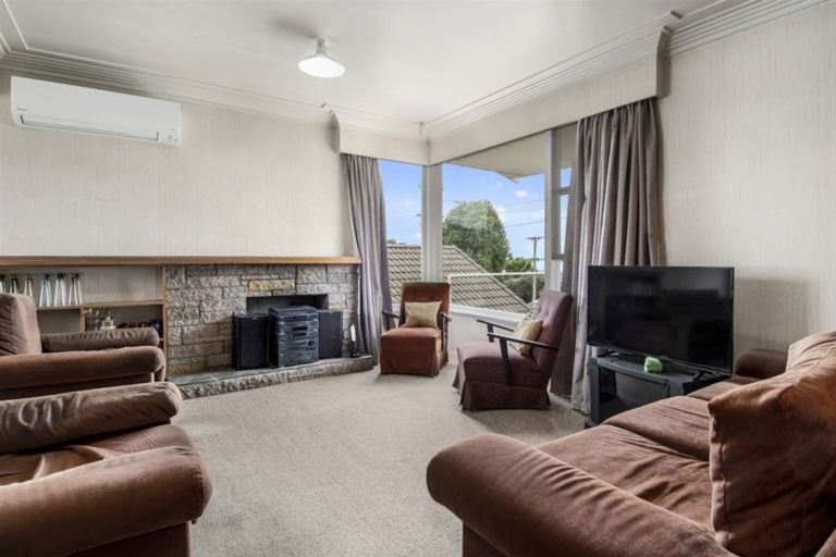 Photo of property in 208 Ngatai Road, Otumoetai, Tauranga, 3110