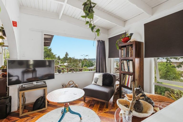 Photo of property in 11 Frederick Street, Two Mile Bay, Taupo, 3330