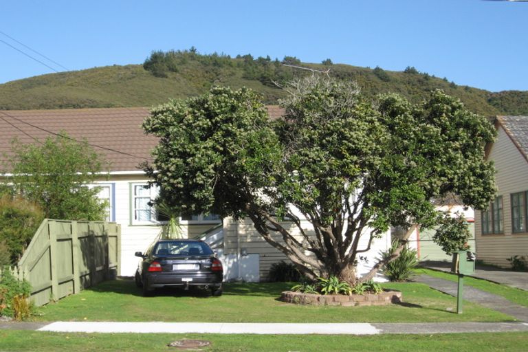 Photo of property in 23 Feist Street, Naenae, Lower Hutt, 5011