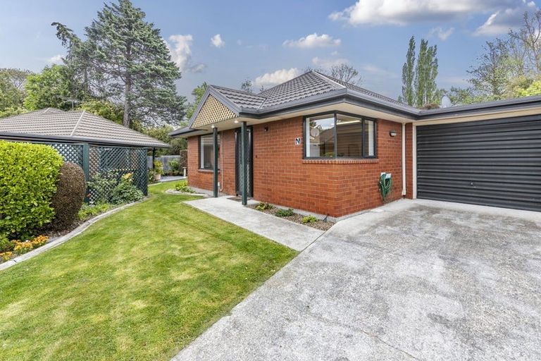 Photo of property in 17n Matawai Close, Rangiora, 7400