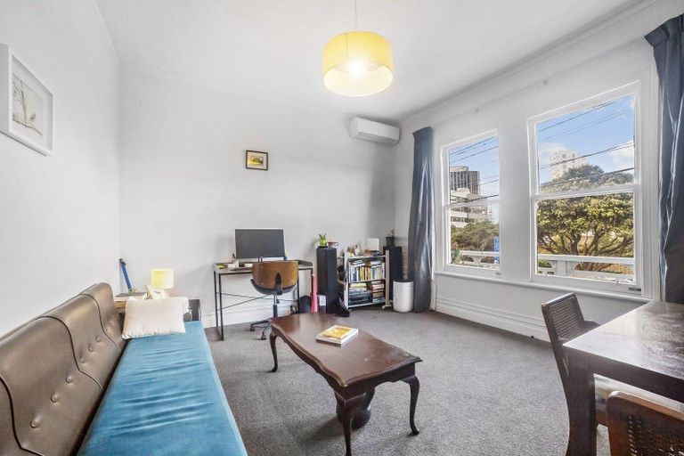 Photo of property in 142 Tinakori Road, Thorndon, Wellington, 6011