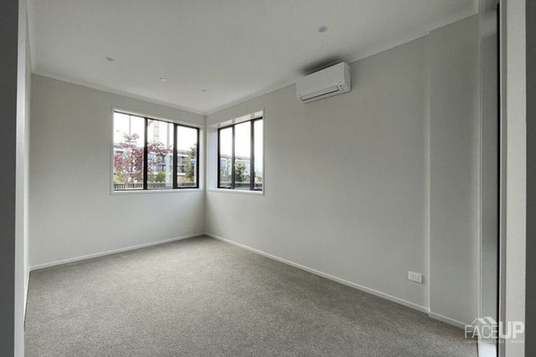 Photo of property in 3/96 Clark Road, Hobsonville, Auckland, 0616