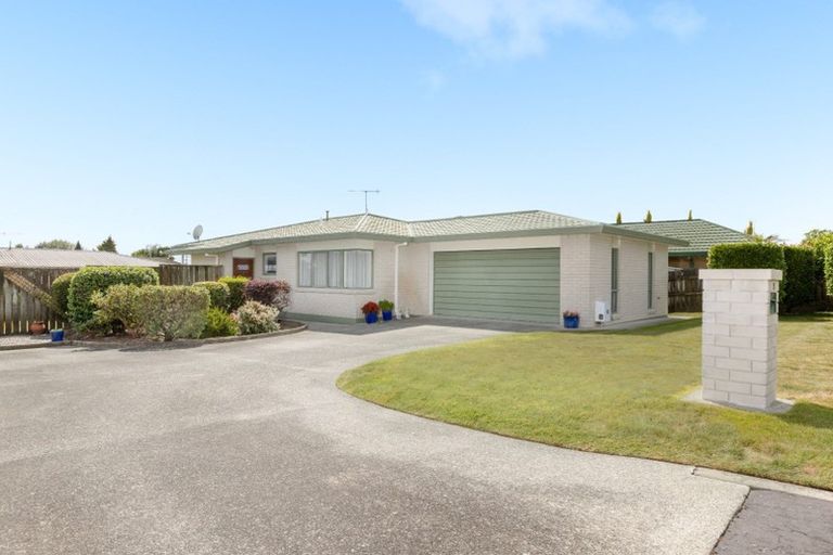 Photo of property in 5 Burnt Oak Drive, Pyes Pa, Tauranga, 3112