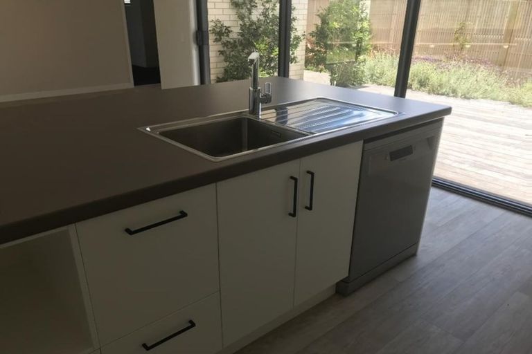 Photo of property in 9d Tui Glen, Omokoroa, 3114