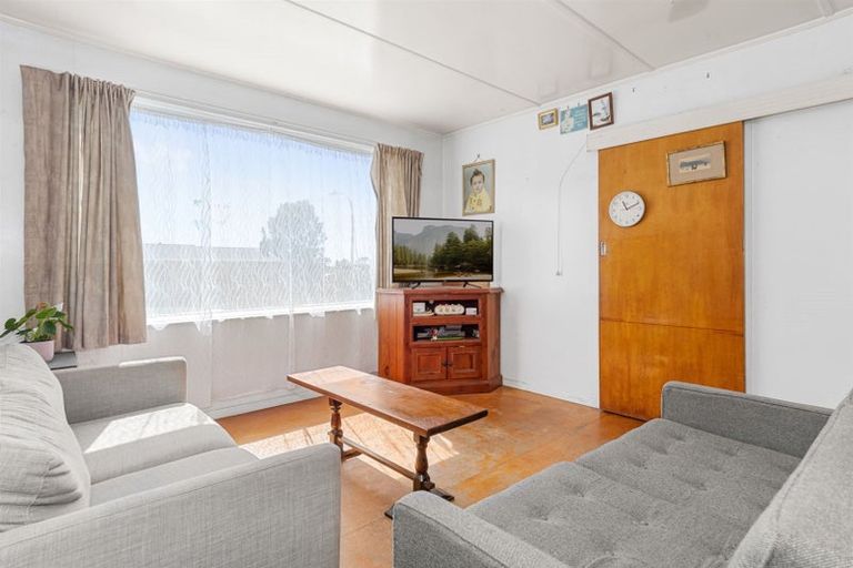 Photo of property in 2 Grosmont Terrace, Brookfield, Tauranga, 3110