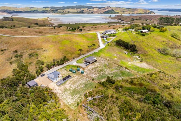 Photo of property in 65c Otara Road, Kaiwaka, 0573