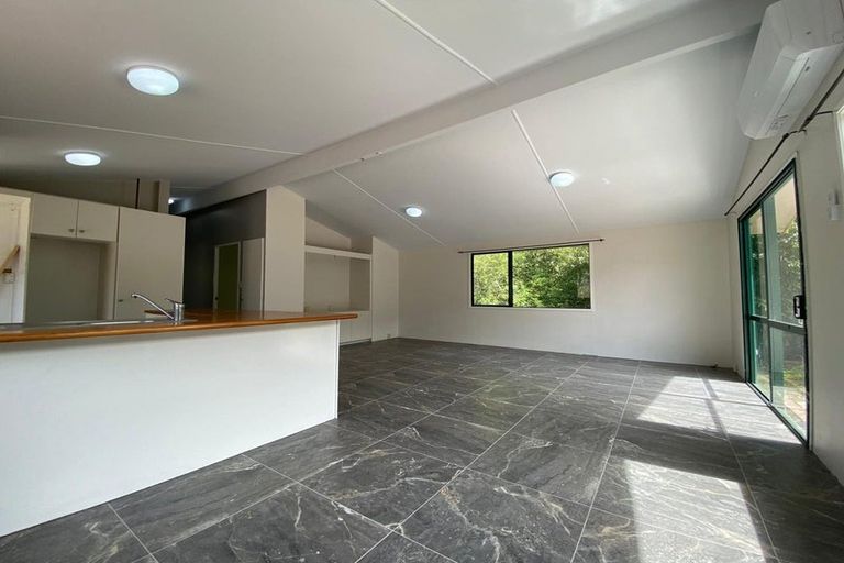 Photo of property in 1014a Great North Road, Point Chevalier, Auckland, 1022