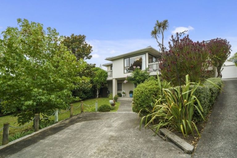Photo of property in 36 Queens Road, Waikanae Beach, Waikanae, 5036