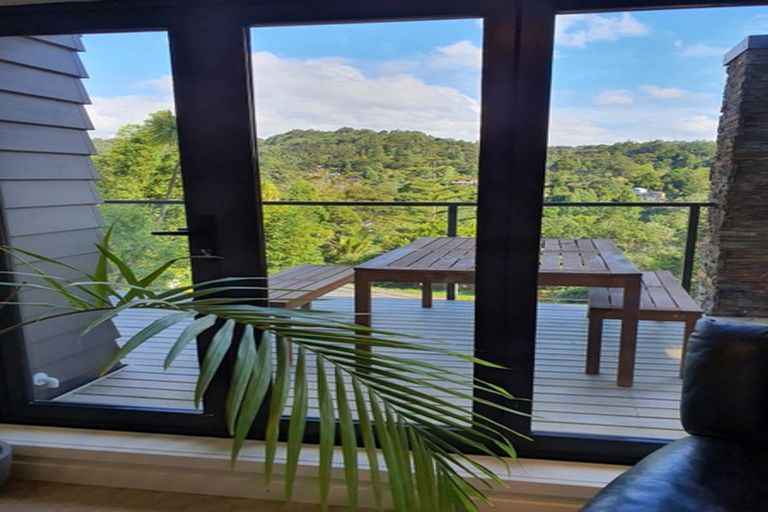 Photo of property in 211 Victory Road, Laingholm, Auckland, 0604