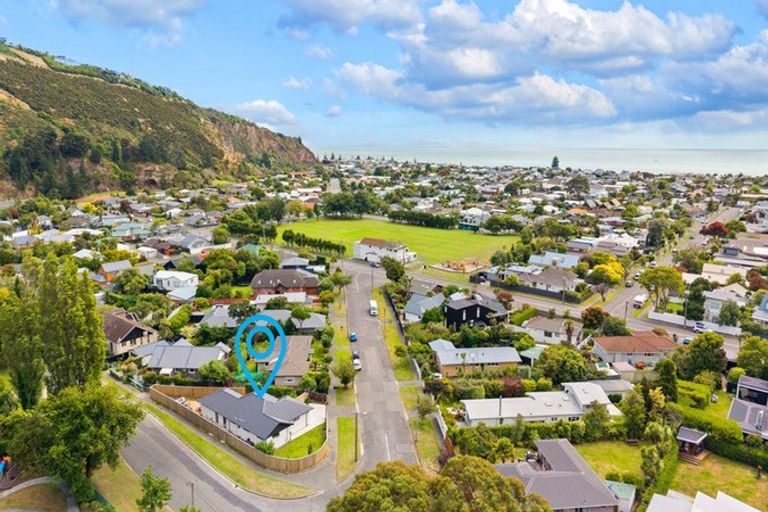 Photo of property in 52 Whitfield Street, Sumner, Christchurch, 8081