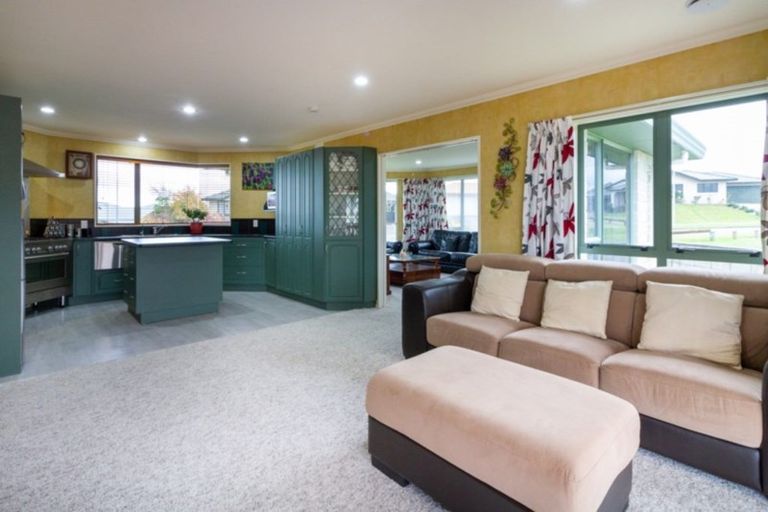 Photo of property in 101 Parnell Heights, Kelvin Grove, Palmerston North, 4414