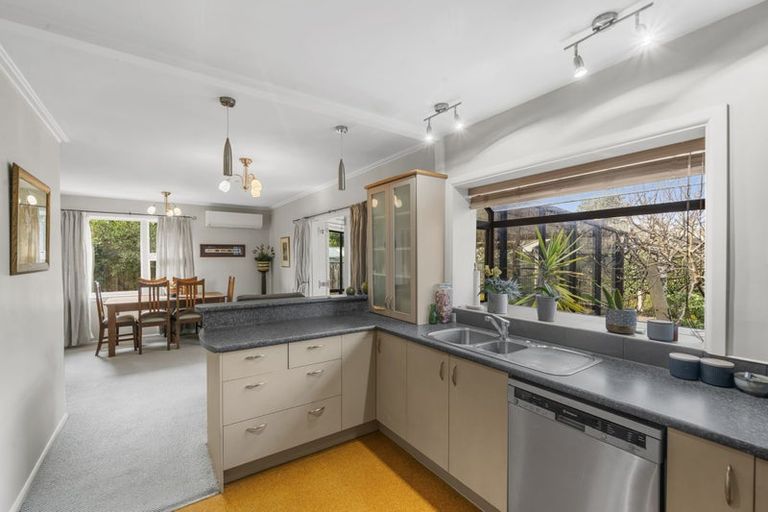 Photo of property in 24 Hounslow Street, Ilam, Christchurch, 8041