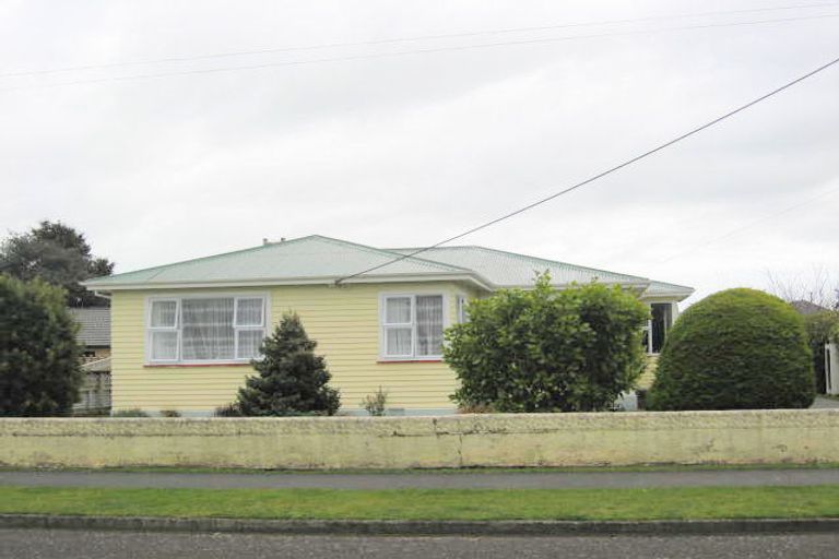 Photo of property in 63 Salisbury Street, Levin, 5510