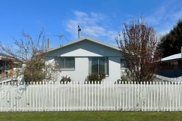 Photo of property in 37 Kinley Street, Rangiora, 7400