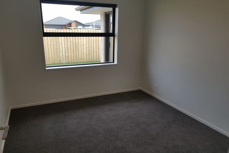 Photo of property in 4 Dallimore Drive, Belfast, Christchurch, 8051