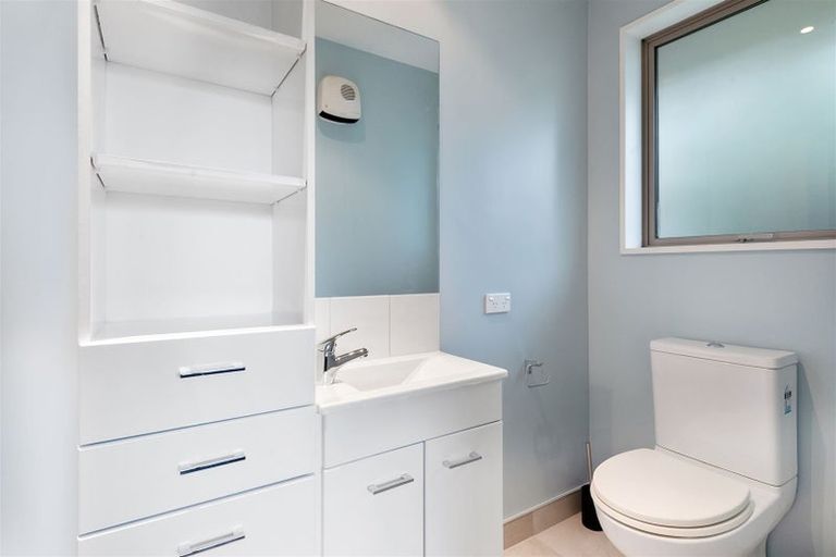 Photo of property in 105 Strickland Street, Sydenham, Christchurch, 8023