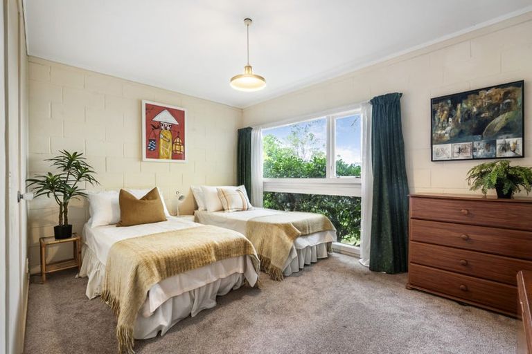 Photo of property in 2/371 East Coast Road, Mairangi Bay, Auckland, 0630