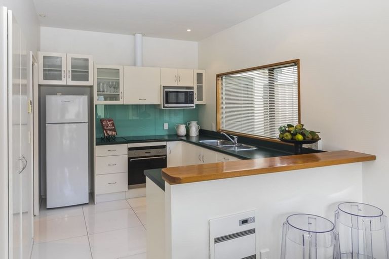 Photo of property in 1/21 Kilmarnock Street, Riccarton, Christchurch, 8011