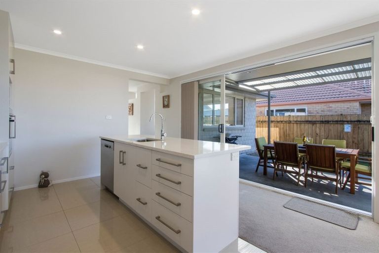 Photo of property in 14b Carisbrooke Street, Katikati, 3129