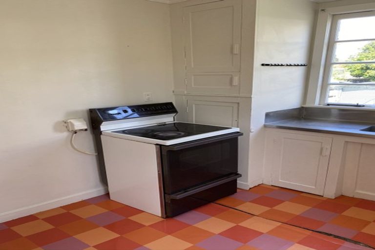 Photo of property in 19 Duders Avenue, Devonport, Auckland, 0624