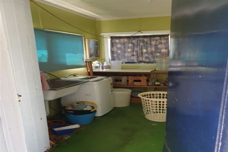 Photo of property in 23 Mako Mako Road, Levin, 5510