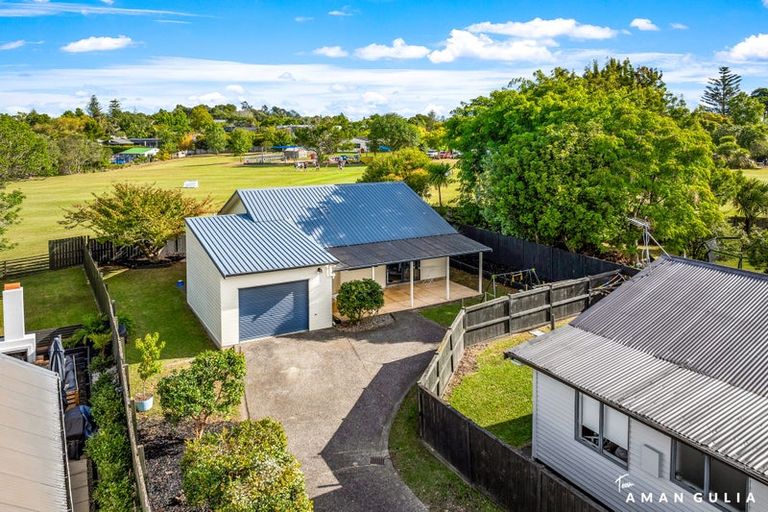 Photo of property in 17 Greenhithe Road, Greenhithe, Auckland, 0632