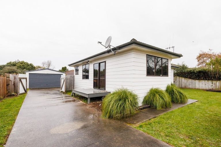 Photo of property in 4 Cedar Grove, Highbury, Palmerston North, 4412