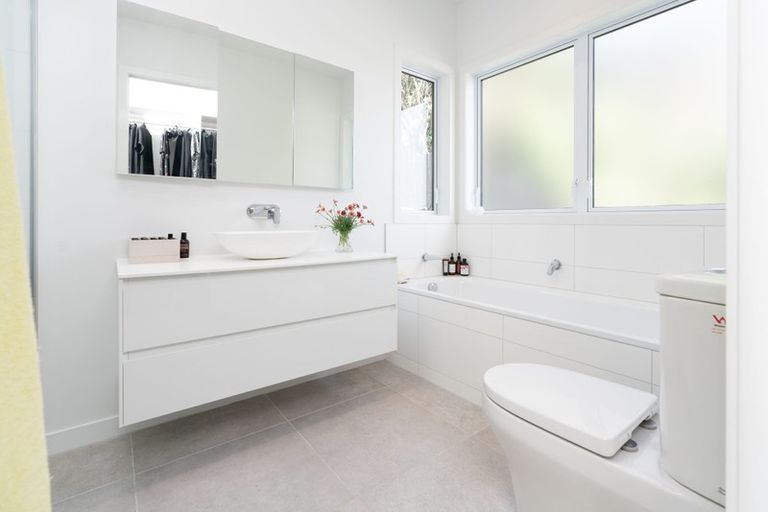 Photo of property in 58 Ames Street, Paekakariki, 5034