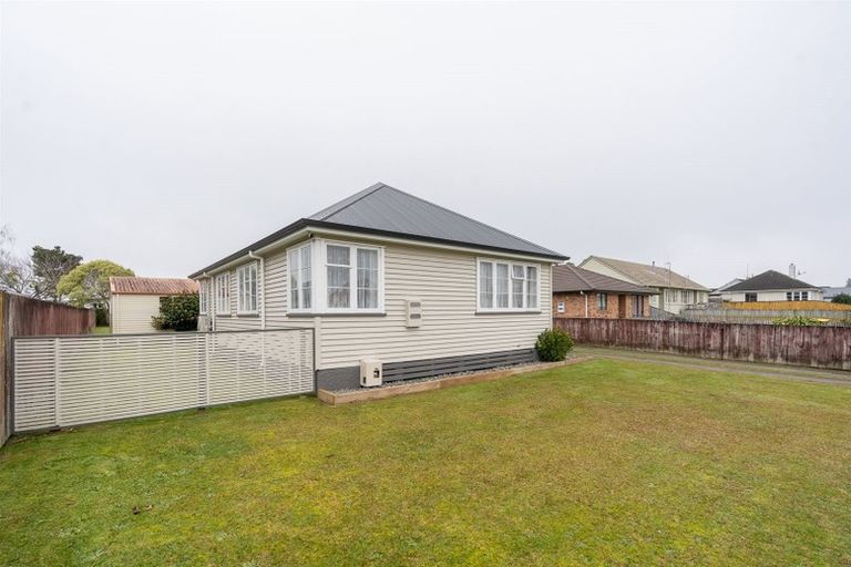 Photo of property in 126 Fairfield Road, Fairfield, Hamilton, 3214