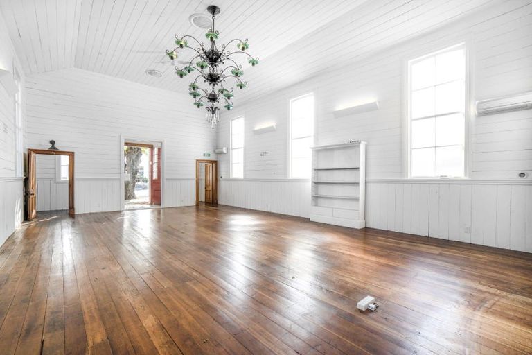 Photo of property in 75-77 Main Street, Reefton, 7830