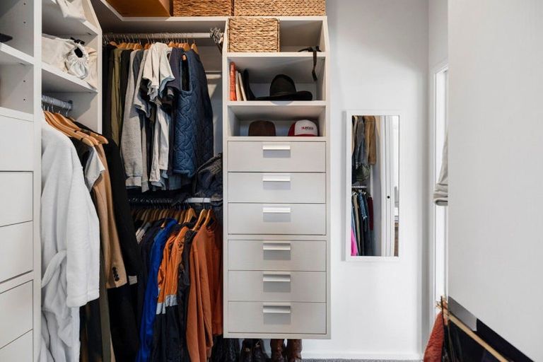 Photo of property in 52 Cunninghams Drive, Jacks Point, Queenstown, 9371