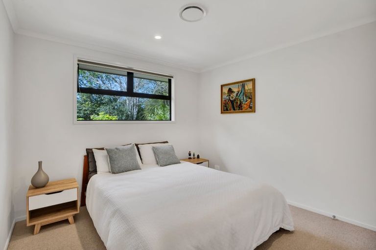 Photo of property in 1405 South Road, Kaitake, New Plymouth, 4374