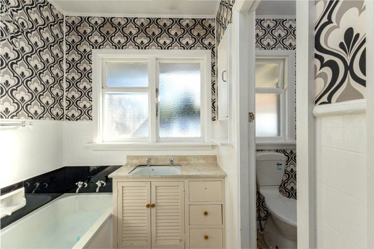 Photo of property in 433 Kowhatu Road, Waihaorunga, Waimate, 7977