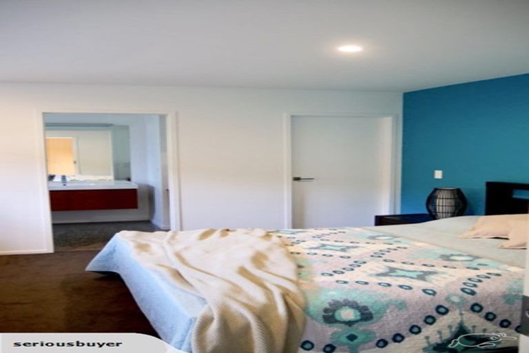 Photo of property in 7c Pipitea Place, Whalers Gate, New Plymouth, 4310