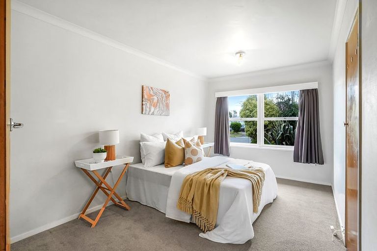 Photo of property in 12 Somme Crescent, Hillcrest, Hamilton, 3216