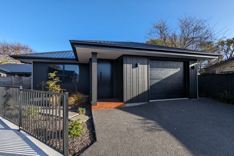 Photo of property in 108a Weraroa Road, Levin, 5510