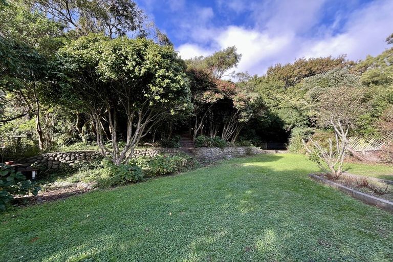 Photo of property in 14 Cecil Road, Tawa, Wellington, 5028