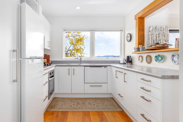 Photo of property in 146 Matai Road, Raumati Beach, Paraparaumu, 5032