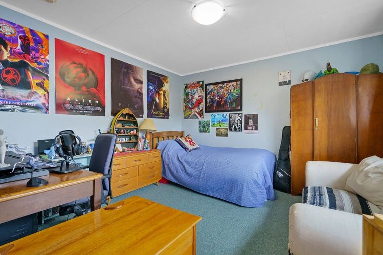 Photo of property in 251 Shakespeare Street, Leamington, Cambridge, 3432