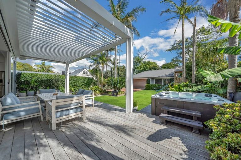 Photo of property in 23 Cheltenham Road, Devonport, Auckland, 0624