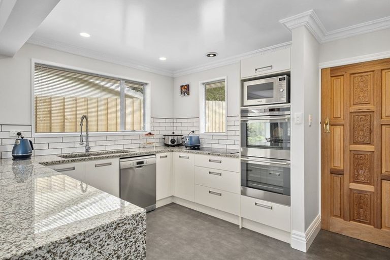 Photo of property in 126 Signal Hill Road, Opoho, Dunedin, 9010