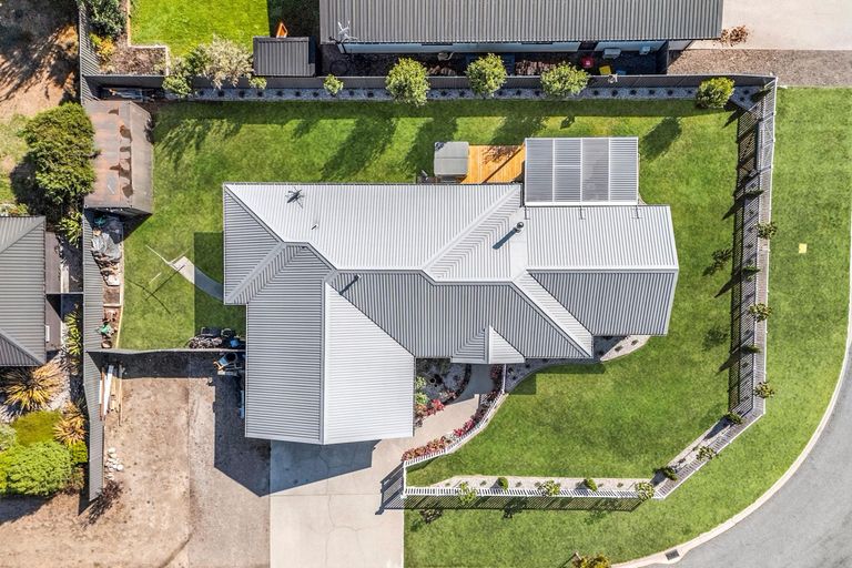 Photo of property in 18 Finch Street, Albert Town, Wanaka, 9305