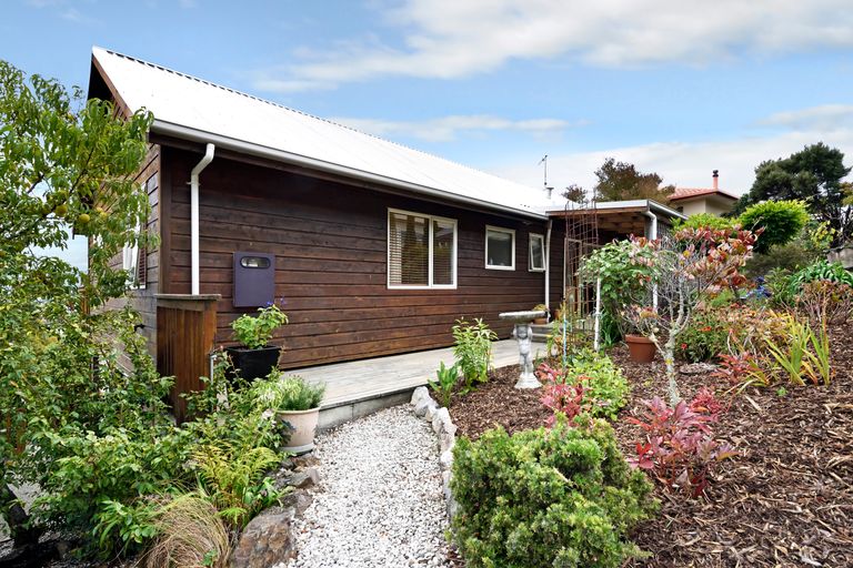 Photo of property in 3 Kamahi Way, Tahunanui, Nelson, 7011