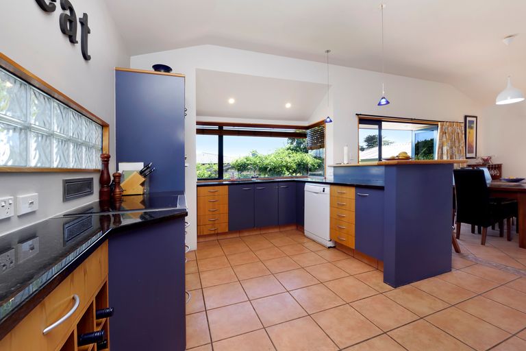 Photo of property in 214 Nayland Road, Stoke, Nelson, 7011