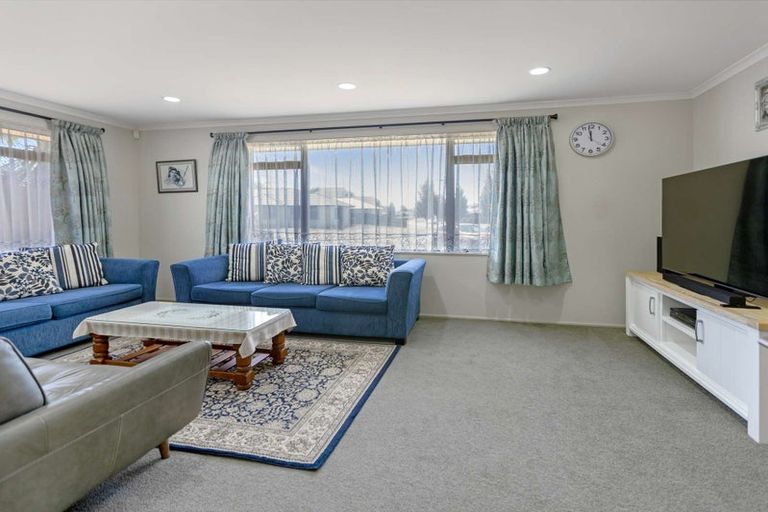 Photo of property in 23 Finchley Place, Hamilton East, Hamilton, 3216